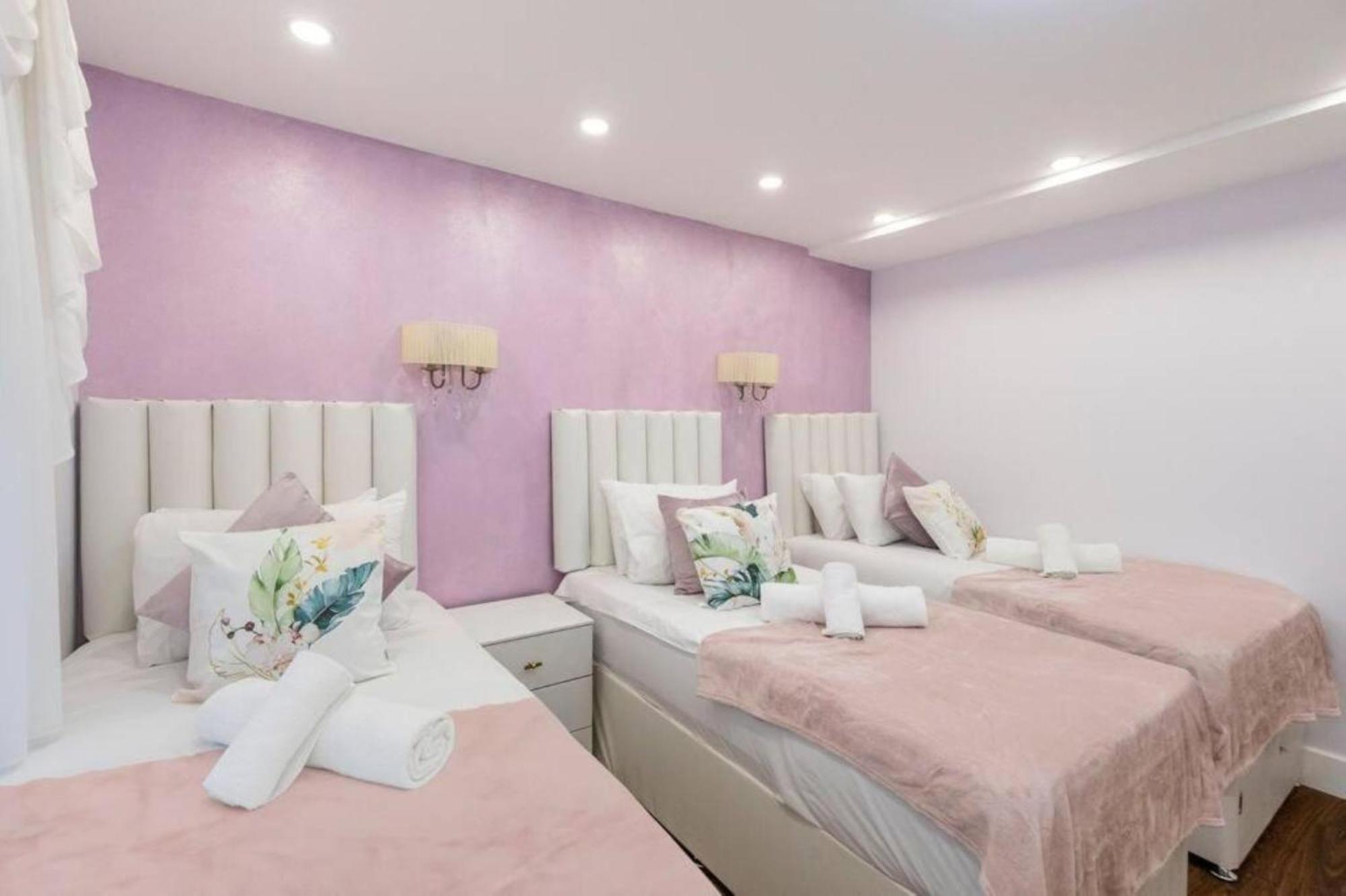 Metro Majesty 5-bedroom Gem In South Tottenham Londres